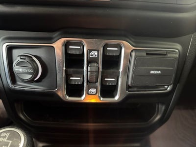 2022 Jeep Gladiator Willys 4x4
