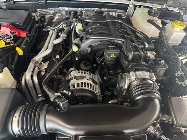2025 Jeep Gladiator Willys 3.6 Liter V6 Automatic 4WD