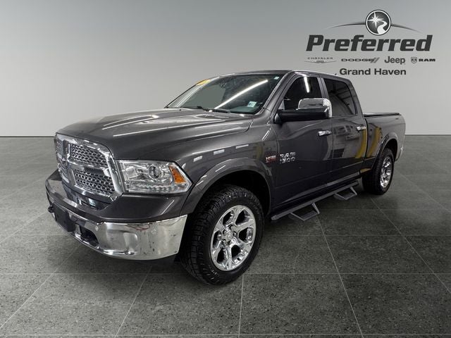 2016 RAM 1500 Laramie 5.7 Liter V8 Hemi Crew Cab 4WD
