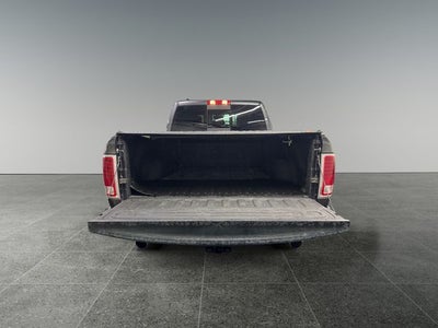 2016 RAM 1500 Laramie 5.7 Liter V8 Hemi Crew Cab 4WD