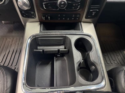 2016 RAM 1500 Laramie 5.7 Liter V8 Hemi Crew Cab 4WD