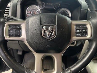 2016 RAM 1500 Laramie 5.7 Liter V8 Hemi Crew Cab 4WD