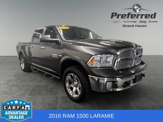 2016 RAM 1500 Laramie 5.7 Liter V8 Hemi Crew Cab 4WD