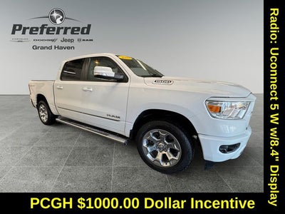 2022 RAM 1500 Big Horn Crew Cab 4x4 5'7' Box