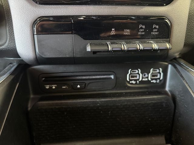 2019 RAM 1500 Big Horn/Lone Star Crew Cab 4x4 5'7' Box