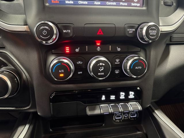 2021 RAM 1500 Big Horn Crew Cab 4x4 5'7' Box