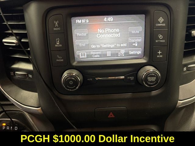 2022 RAM 1500 Big Horn Crew Cab 4x4 5'7' Box