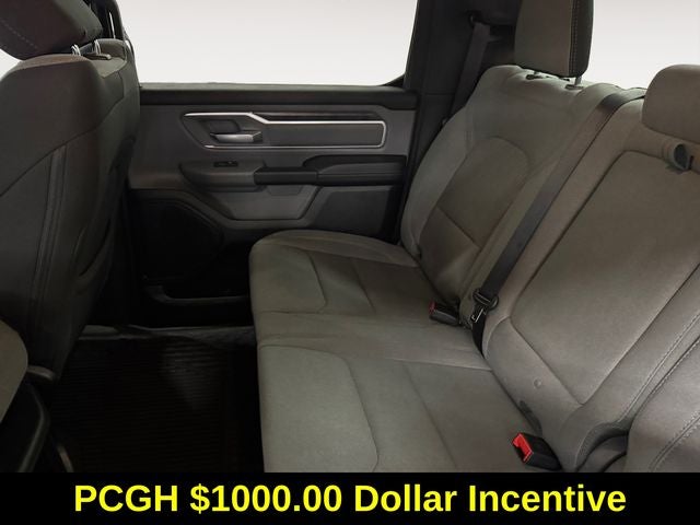 2022 RAM 1500 Big Horn Crew Cab 4x4 5'7' Box