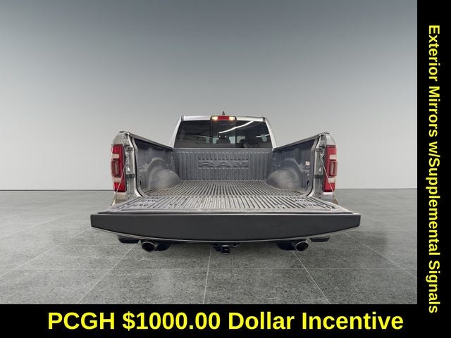 2022 RAM 1500 Laramie Crew Cab 4x4 5'7' Box