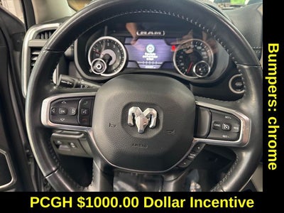 2022 RAM 1500 Laramie Crew Cab 4x4 5'7' Box