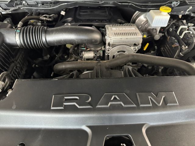 2023 RAM 1500 Laramie Crew Cab 4x4 5'7' Box