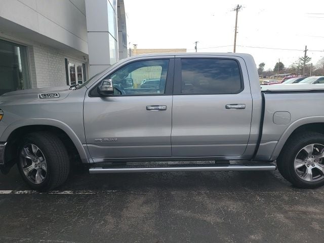2019 RAM 1500 Laramie Crew Cab 4x4 5'7' Box