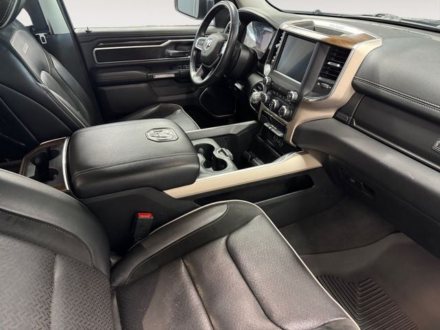 2022 RAM 1500 Laramie Crew Cab 4x4 5'7' Box