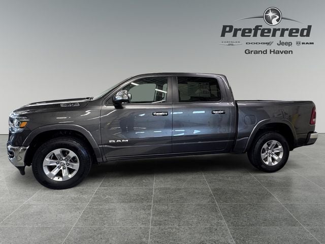 2022 RAM 1500 Laramie Crew Cab 4x4 5'7' Box
