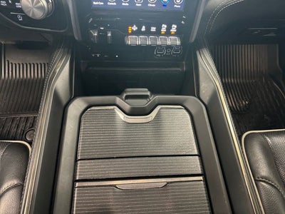 2019 RAM 1500 Limited Crew Cab 4x4 6'4' Box