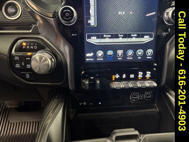 2019 RAM 1500 Limited Crew Cab 4x4 6'4' Box