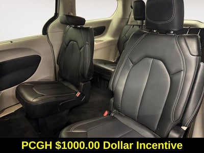 2024 Chrysler Pacifica Touring L AWD