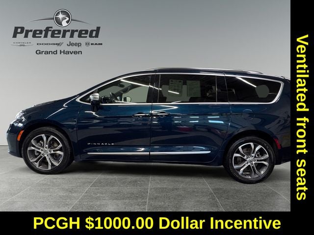 2022 Chrysler Pacifica Pinnacle AWD