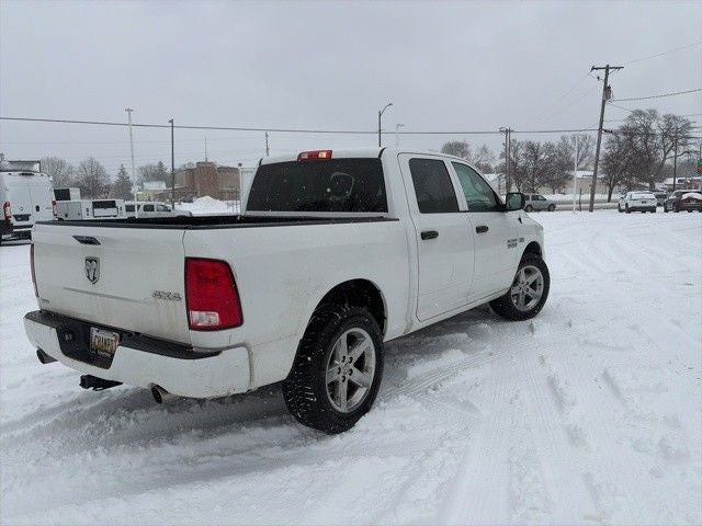 2018 RAM 1500 Express Crew Cab 4x4 5'7' Box