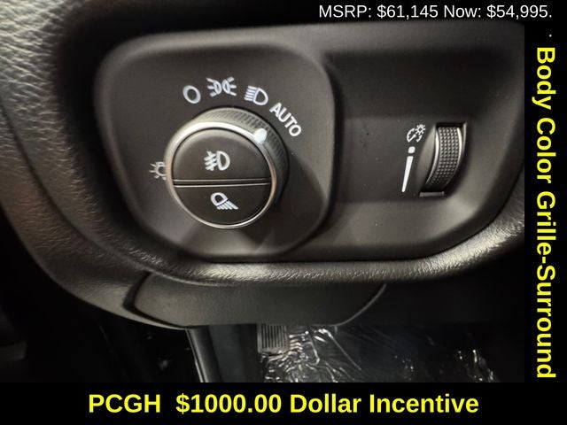 2026 RAM Ram 2500 RAM 2500 BLACK EXPRESS CREW CAB 4X4 6'4' BOX