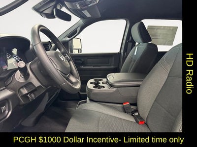 2026 RAM Ram 2500 RAM 2500 BLACK EXPRESS CREW CAB 4X4 6'4' BOX