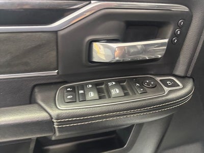 2022 RAM 2500 Laramie Crew Cab 4x4 6'4' Box