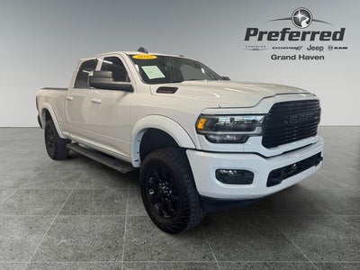 2022 RAM 2500 Laramie Crew Cab 4x4 6'4' Box
