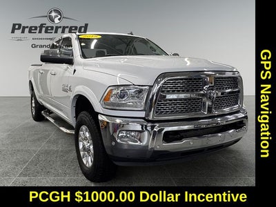 2018 RAM 2500 Laramie Crew Cab 4x4 6'4' Box