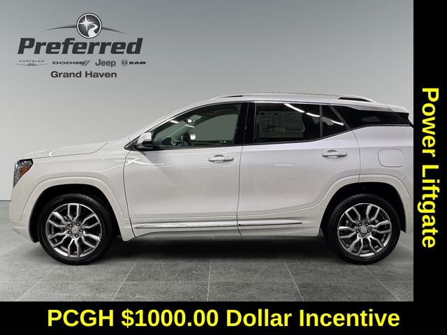 2024 GMC Terrain AWD Denali
