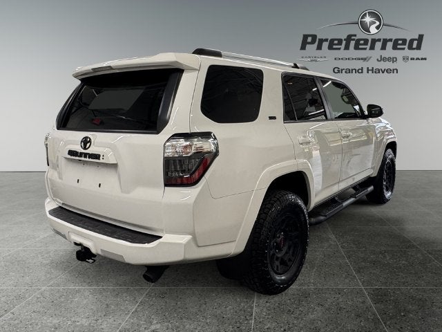 2020 Toyota 4Runner SR5 Premium 4.0 Liter V6 4WD