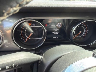 2022 Jeep Wrangler Unlimited Sahara 4x4