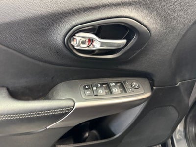 2022 Jeep Cherokee Latitude Lux FWD