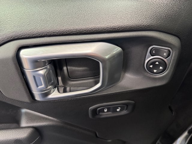 2027 Jeep Wrangler WRANGLER 4-DOOR WILLYS
