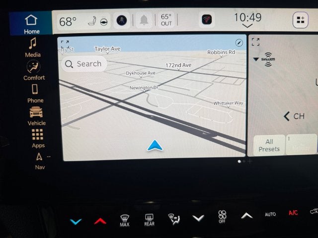 2027 Jeep Grand Cherokee Laredo Altitude