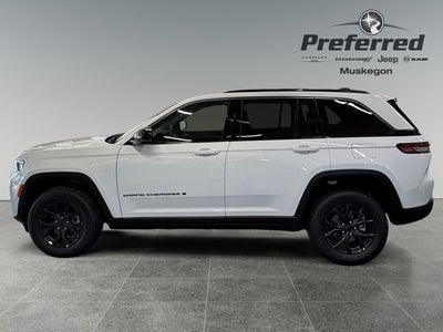 2027 Jeep Grand Cherokee Laredo Altitude