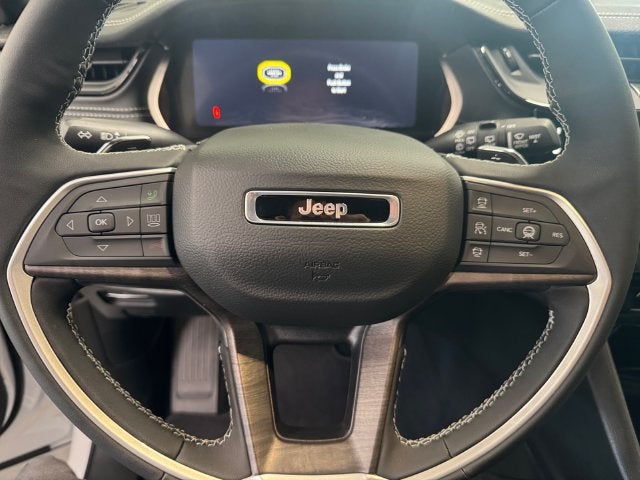 2027 Jeep Grand Cherokee Limited Reserve