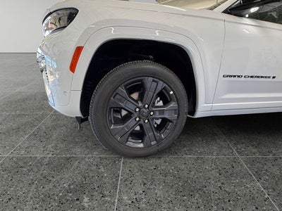 2027 Jeep Grand Cherokee Limited Reserve