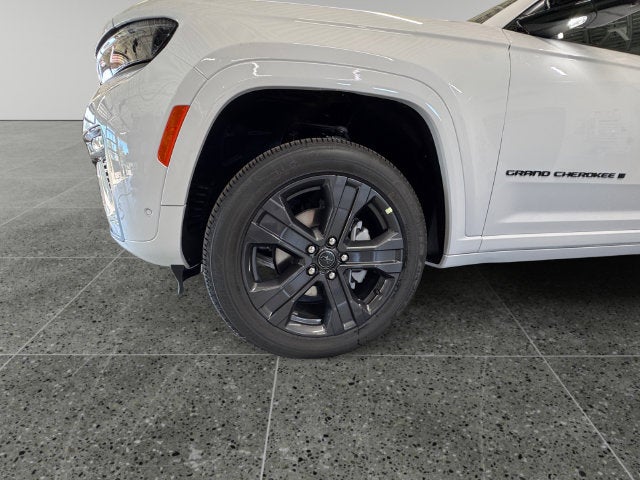 2027 Jeep Grand Cherokee Limited Reserve