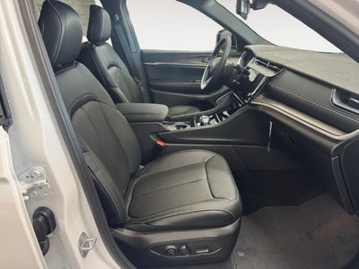 2027 Jeep Grand Cherokee Limited Reserve