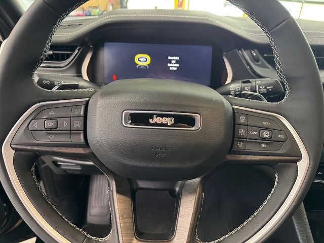 2027 Jeep Grand Cherokee Limited