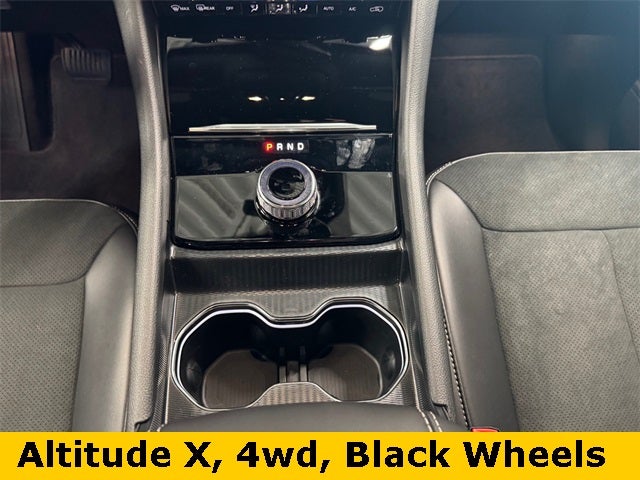 2025 Jeep Grand Cherokee GRAND CHEROKEE L ALTITUDE X 4X4