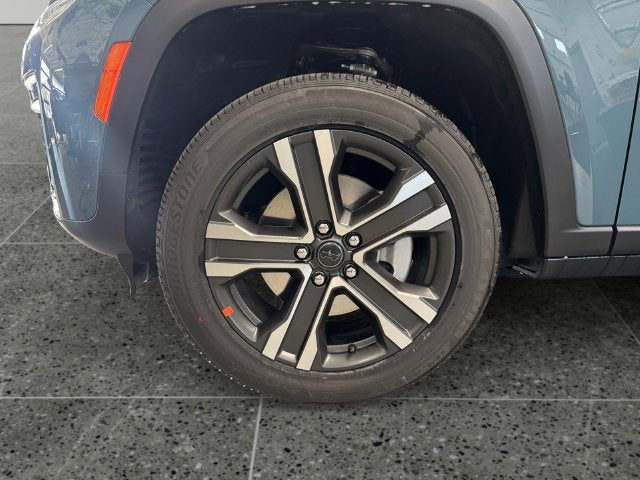 2027 Jeep Grand Cherokee GRAND CHEROKEE L LIMITED 4X4