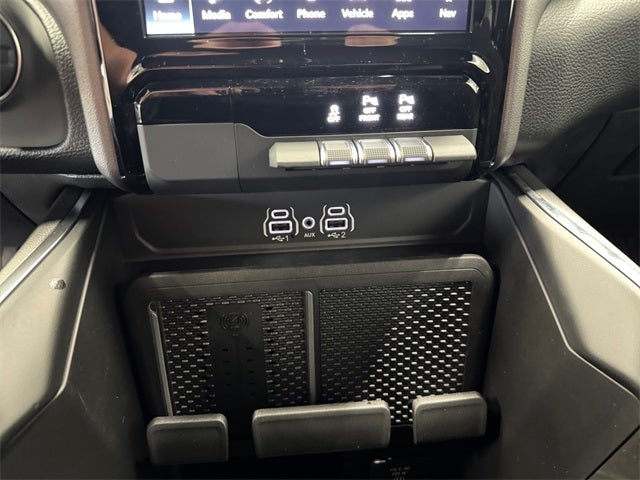 2025 RAM Ram 1500 RAM 1500 BIG HORN CREW CAB 4X4 5'7' BOX