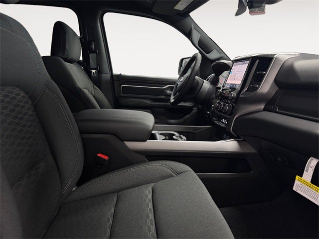 2025 RAM Ram 1500 RAM 1500 BIG HORN CREW CAB 4X4 5'7' BOX