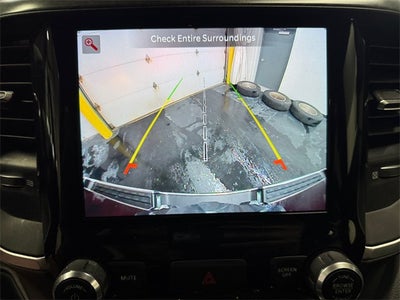 2022 RAM 1500 Big Horn Crew Cab 4x4 5'7' Box