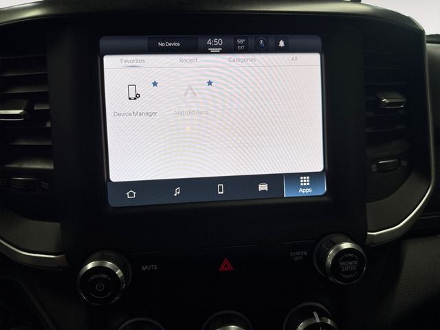 2022 RAM 1500 Big Horn Crew Cab 4x4 5'7' Box