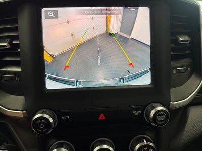 2022 RAM 1500 Big Horn Crew Cab 4x4 5'7' Box