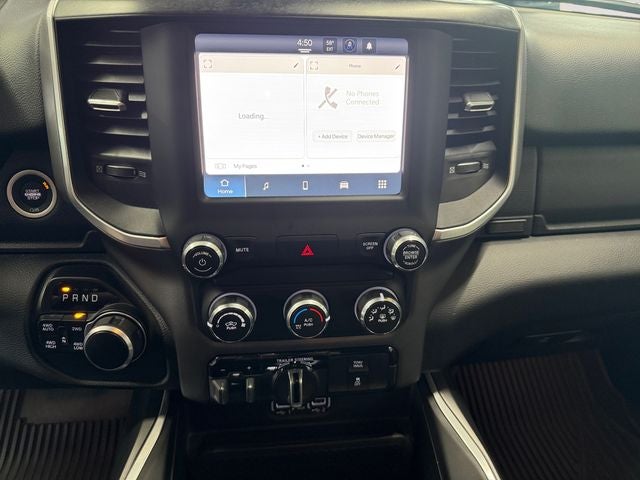 2022 RAM 1500 Big Horn Crew Cab 4x4 5'7' Box