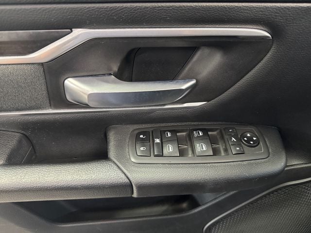 2021 RAM 1500 Big Horn Crew Cab 4x4 5'7' Box