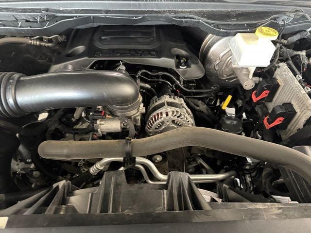 2021 RAM 1500 Big Horn Crew Cab 4x4 5'7' Box